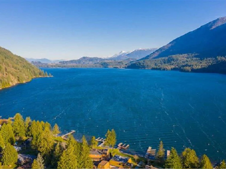 1876 Vera Road, Cultus Lake, BC, V2R 4X1 - 2