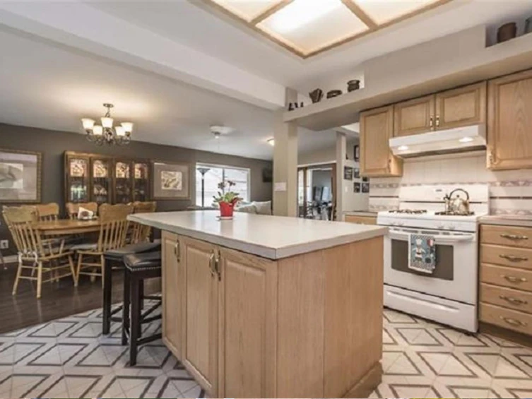 1876 Vera Road, Cultus Lake, BC, V2R 4X1 - 10
