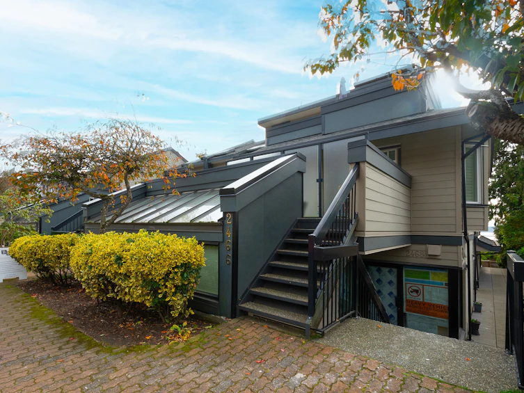 2472 Haywood Avenue, West Vancouver, BC, V7V 1Y1 - 2