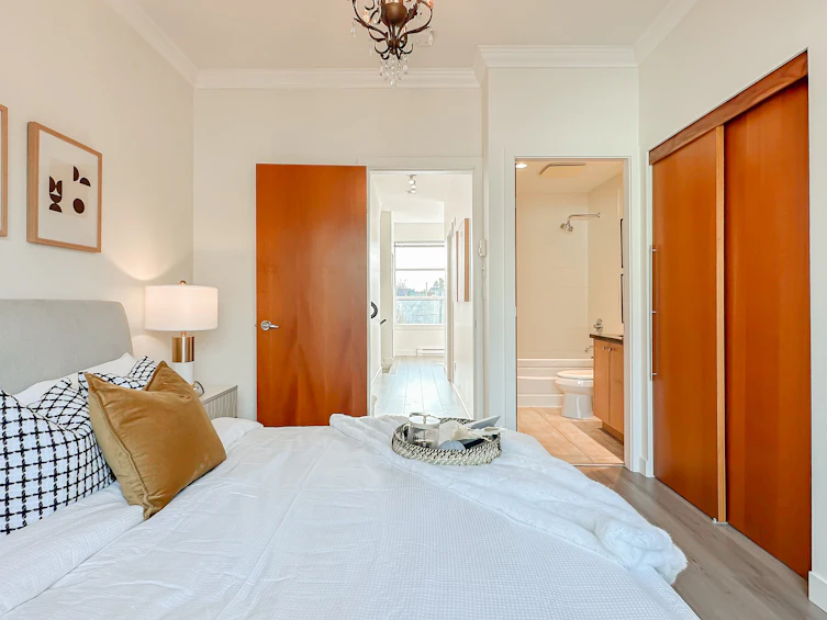 8890 Selkirk Street, Vancouver, BC, V6P 4J8 - 31