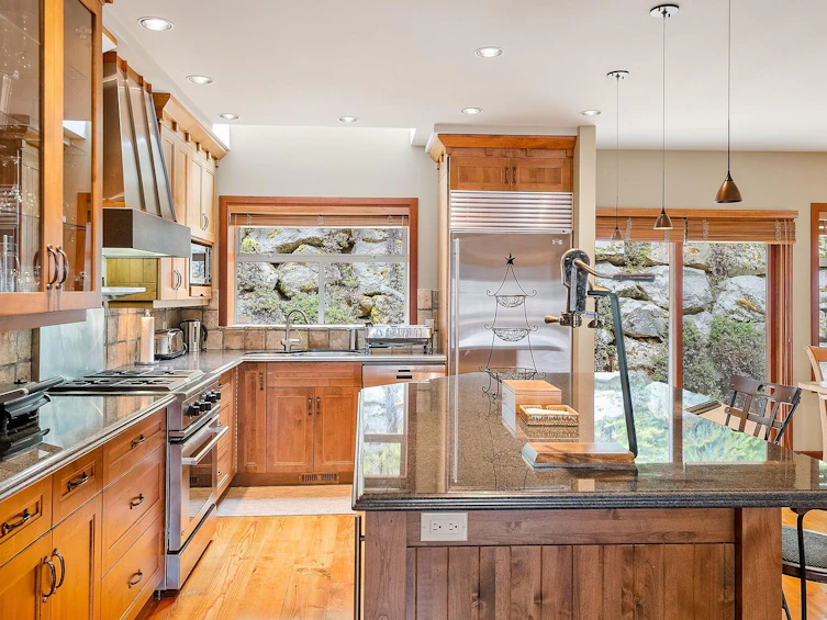 4501 Blackcomb 21 Way, Whistler, BC, V0N 1B4 - 5