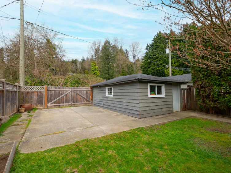 1338 W 17th Street, North Vancouver, BC, V7P 1W4 - 36