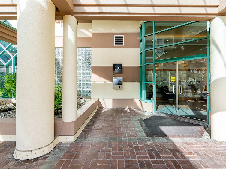 3E-338 Taylor Way, West Vancouver, BC, V7T 2Y1 - 2