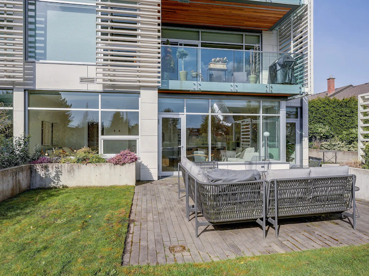 101-986 Heywood Avenue, Victoria, BC, V8V 2Y6 - 24