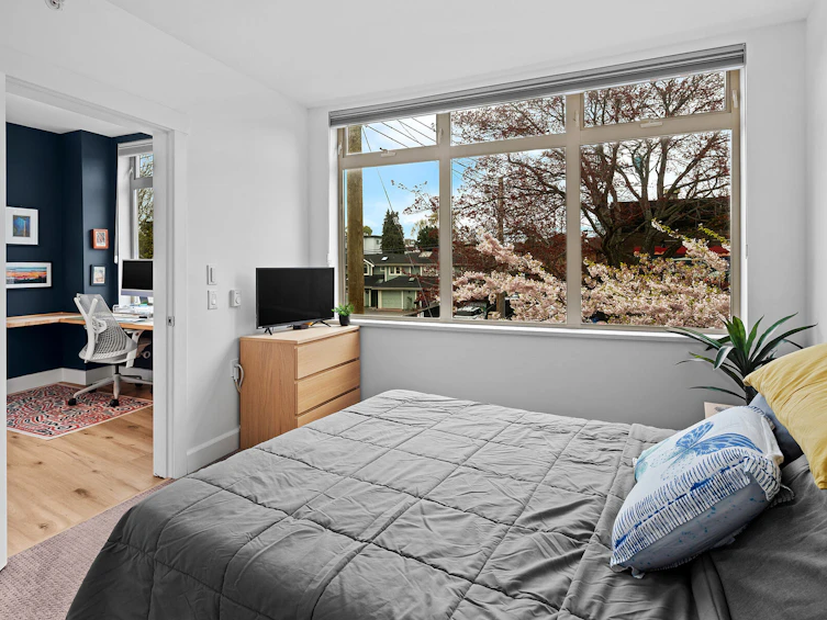 209-240 Cook Street, Victoria, BC, V8V 3X3 - 10