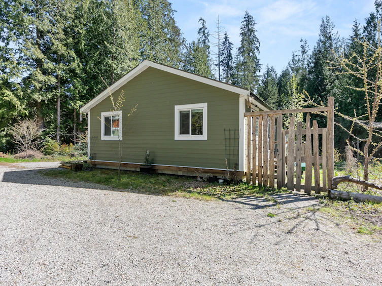 1751 Blower Road, Sechelt, BC, V7Z 0A6 - 36