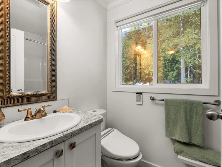 1751 Blower Road, Sechelt, BC, V7Z 0A6 - 30