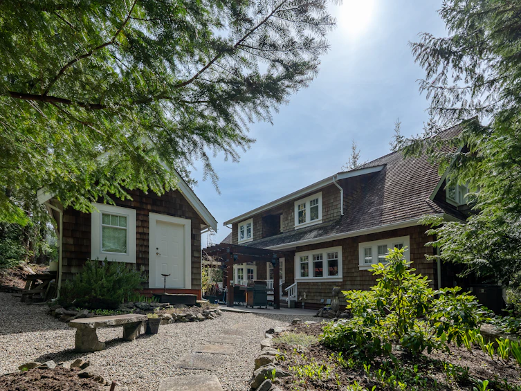 4247 Orca Road, Pender Harbour Egmont, BC, V0N 1S1 - 2