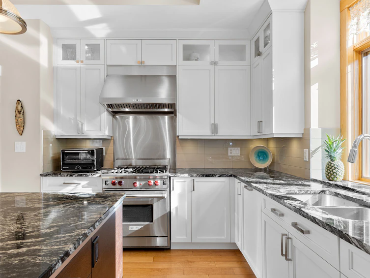 10989 Maddock Avenue, Lake Country, BC, V4V 2J5 - 8