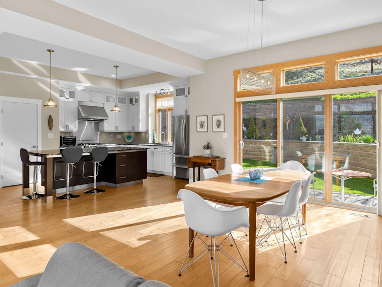 10989 Maddock Avenue, Lake Country, BC, V4V 2J5 - 13