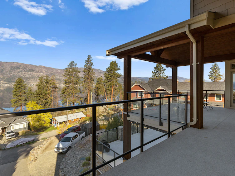 10989 Maddock Avenue, Lake Country, BC, V4V 2J5 - 33