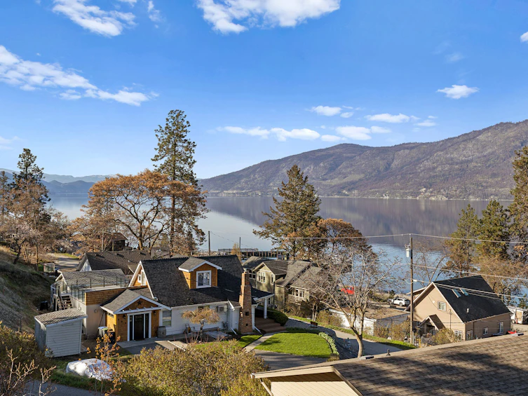 10989 Maddock Avenue, Lake Country, BC, V4V 2J5 - 49