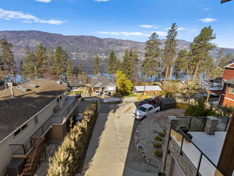10989 Maddock Avenue, Lake Country, BC, V4V 2J5 - 50