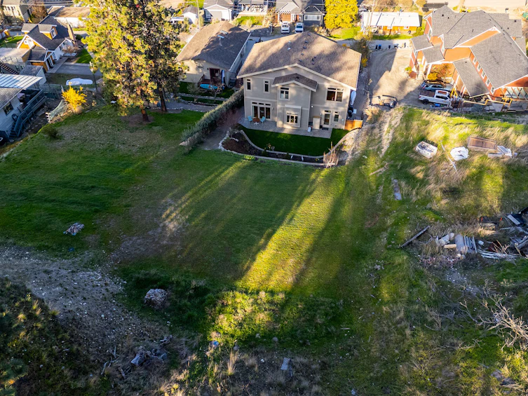 10989 Maddock Avenue, Lake Country, BC, V4V 2J5 - 60
