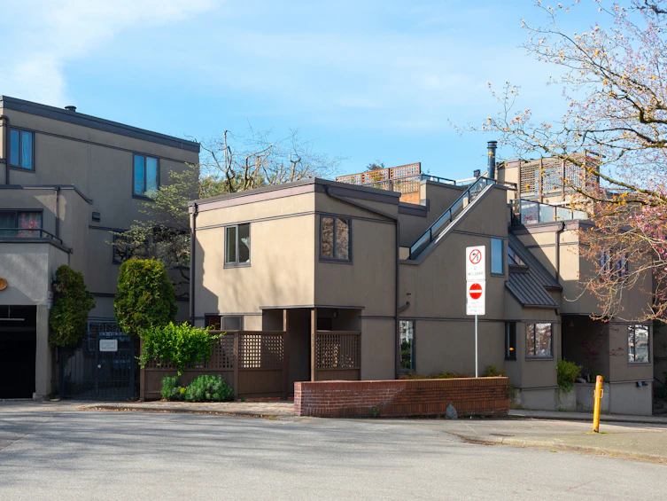 805 Ferry Row, Vancouver, BC, V5Z 3Z5 - 3