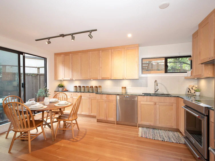 805 Ferry Row, Vancouver, BC, V5Z 3Z5 - 18