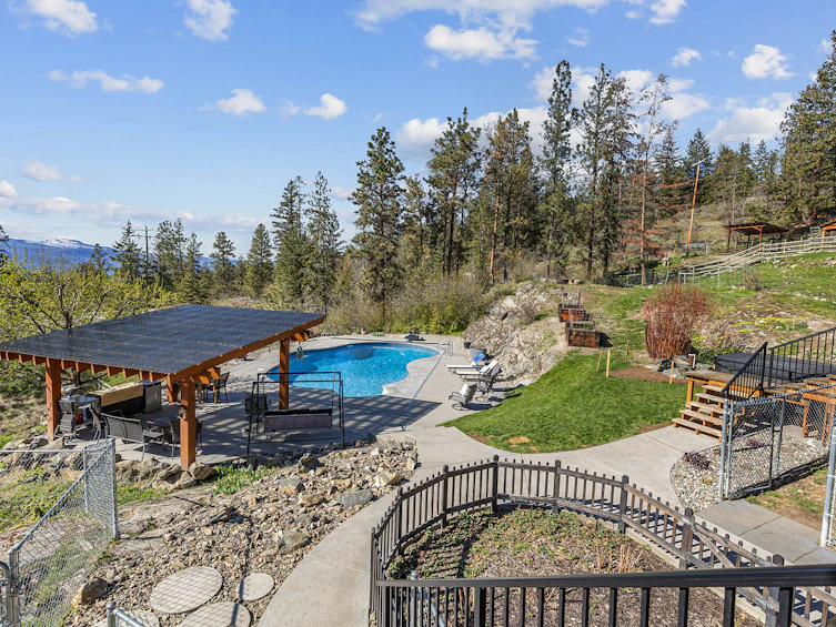 6025 Farmers Drive, Kelowna, BC, V1P 1A3 - 29