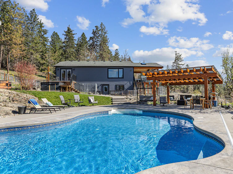 6025 Farmers Drive, Kelowna, BC, V1P 1A3 - 47