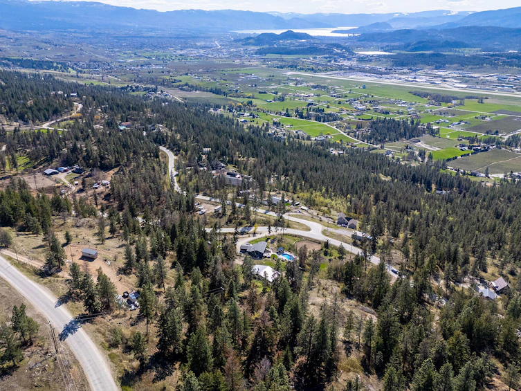 6025 Farmers Drive, Kelowna, BC, V1P 1A3 - 79