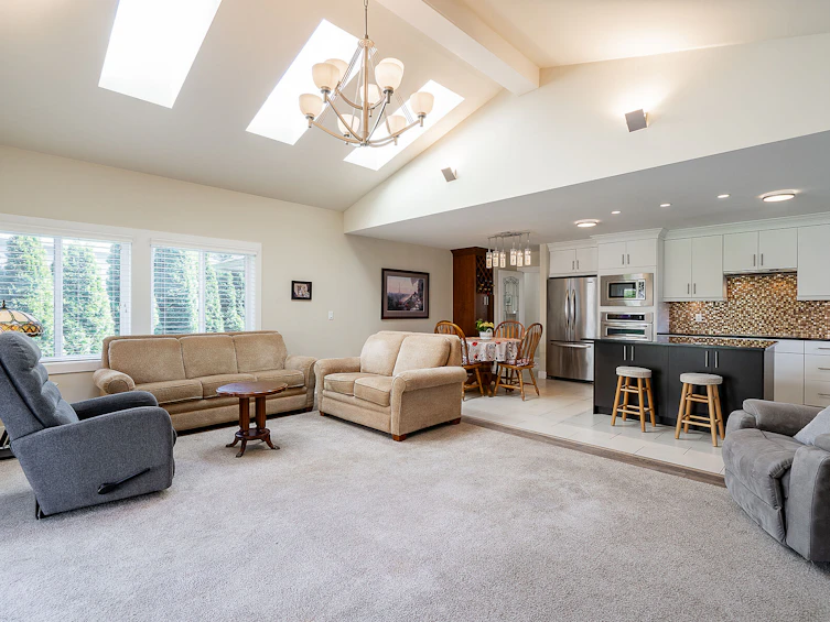 1588 Lynn Valley Road, North Vancouver, BC, V7J 2B3 - 3