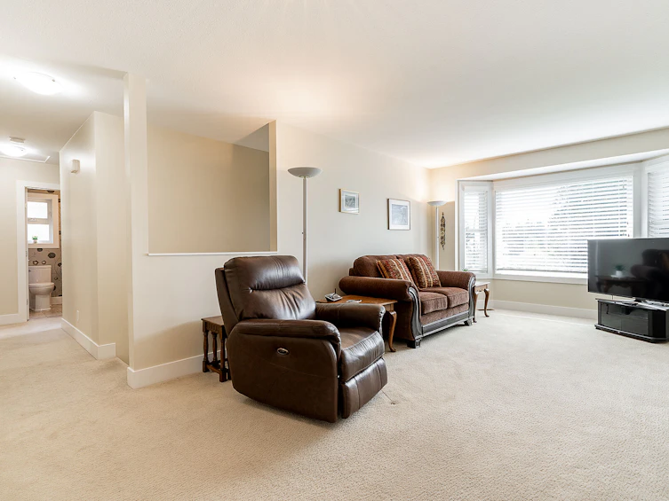 1588 Lynn Valley Road, North Vancouver, BC, V7J 2B3 - 7