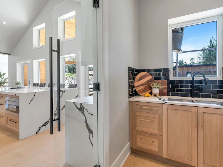 6707 Willis Point Road, Central Saanich, BC, V9E 2A2 - 24
