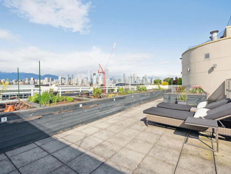 401-1635 W 3rd Avenue, Vancouver, BC, V6J 0B6 - 22
