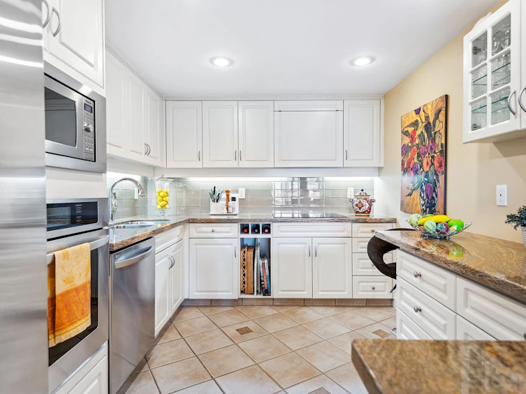 703-1490 Pennyfarthing Drive, Vancouver, BC, V6J 4Z3 - 23