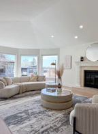 7167 Ridgeview Drive