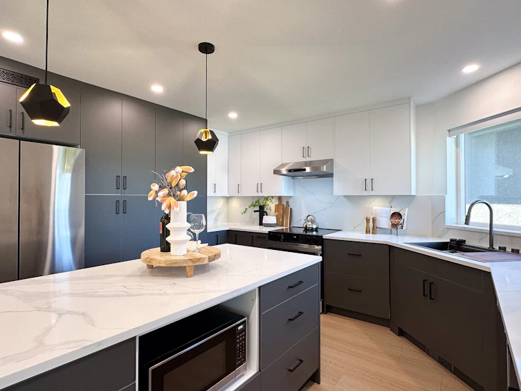 7167 Ridgeview Drive, Burnaby, BC, V5A 4S1 - 17