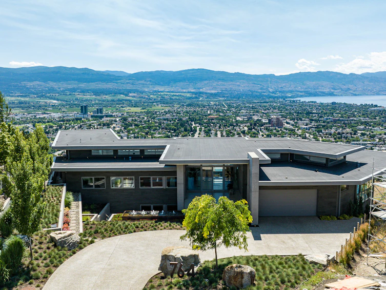 764 Rockcliffe Place, Kelowna, BC, V1V 2Y3 - 2
