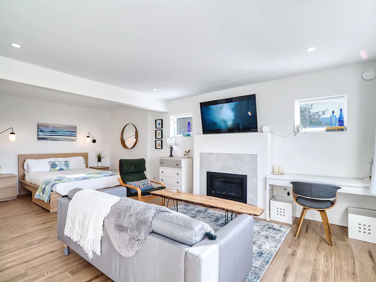 5769 Genni's Way, Sechelt, BC, V7Z 0N8 - 29