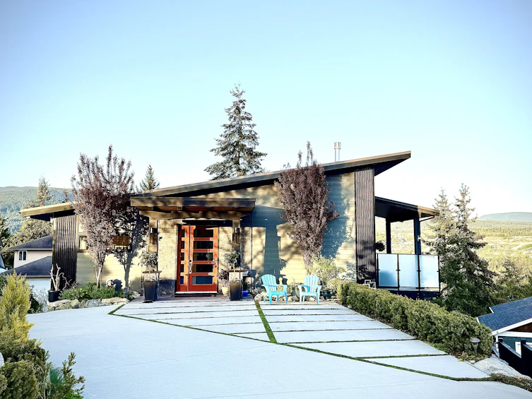 5769 Genni's Way, Sechelt, BC, V7Z 0N8