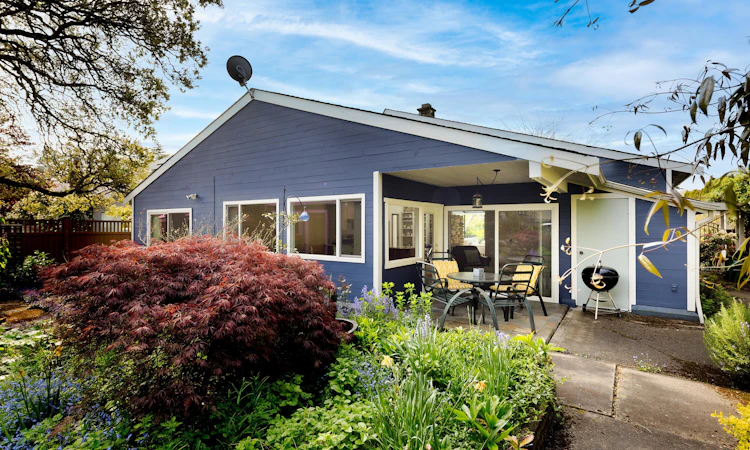 4395 Robinwood Drive