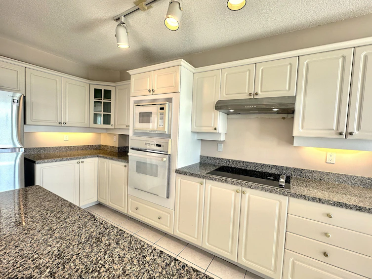 20C-338 Taylor Way, West Vancouver, BC, V7T 2Y1 - 13