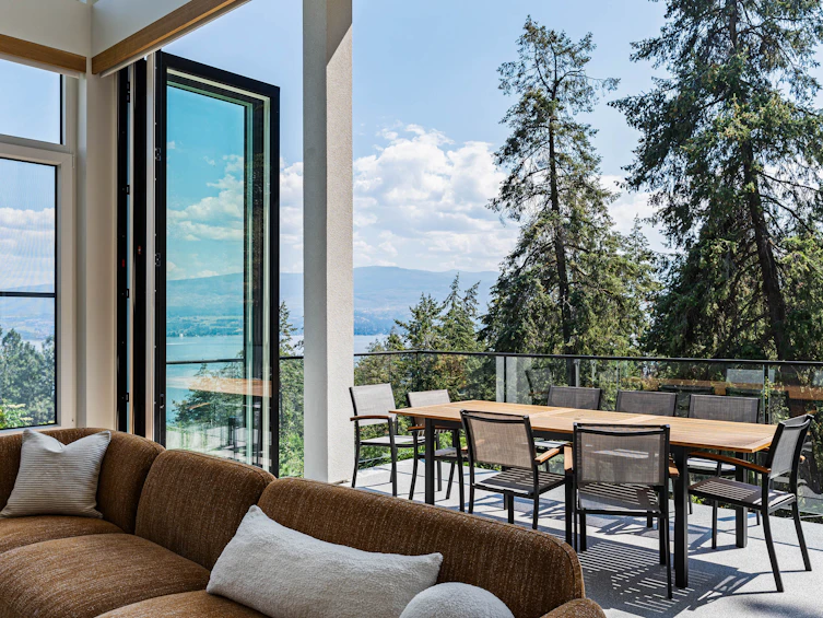 2843 Lakeridge Road, West Kelowna, BC, V1Z 1Y1 - 23