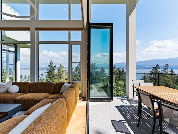 2843 Lakeridge Road, West Kelowna, BC, V1Z 1Y1 - 24