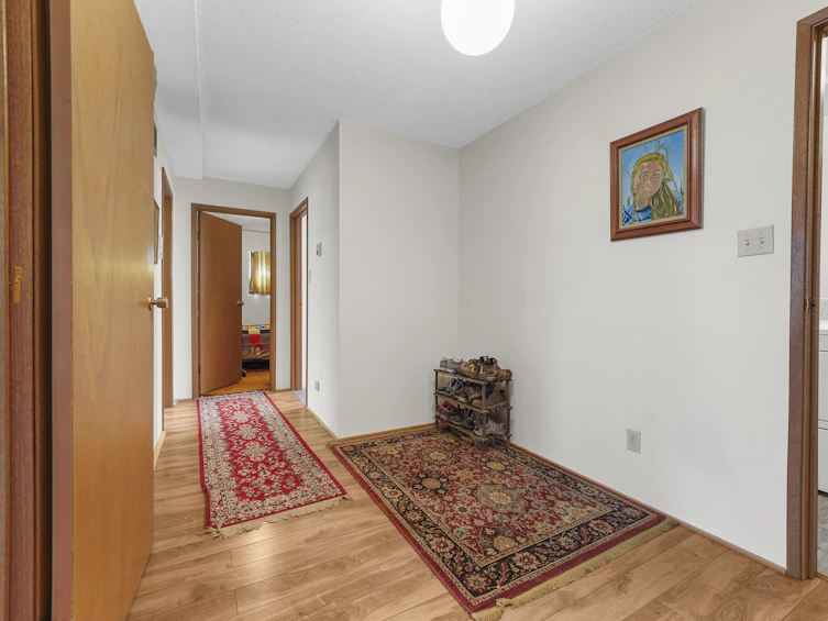 838 Burnaby Street, New Westminster, BC, V3L 4V9 - 6