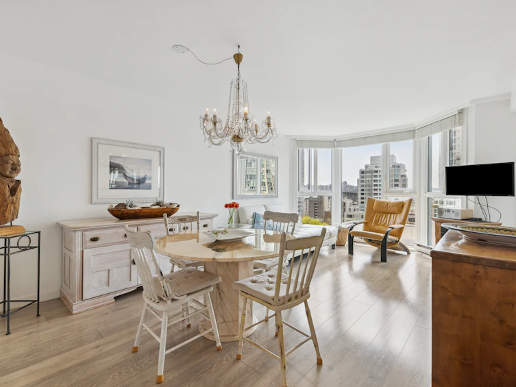 709-888 Pacific Street, Vancouver, BC, V6Z 2S6 - 4
