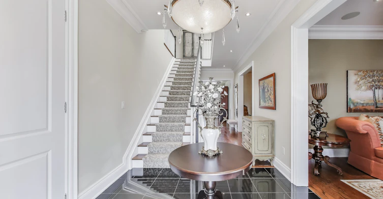 16 St Phillips Road, Toronto, ON, M9P 2N6 - 2