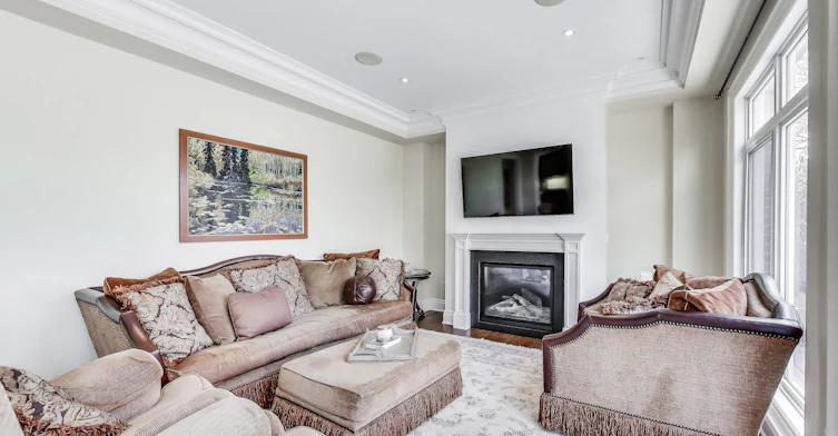 16 St Phillips Road, Toronto, ON, M9P 2N6 - 7