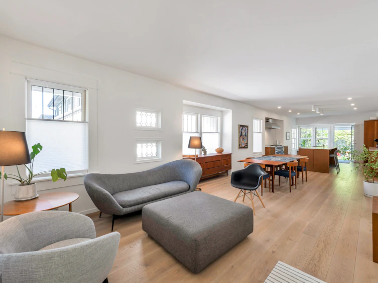 3730 W 15th Avenue, Vancouver, BC, V6R 2Z8 - 6
