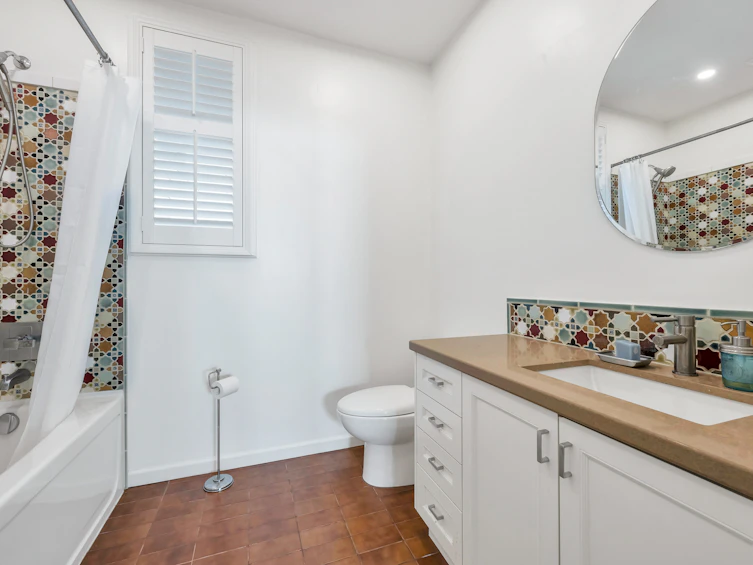 3730 W 15th Avenue, Vancouver, BC, V6R 2Z8 - 24