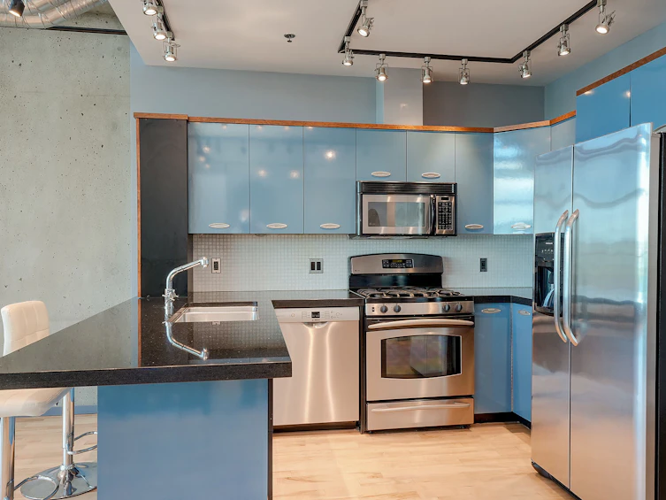 PH4-21 Erie Street, Victoria, BC, V8V 5A8 - 15