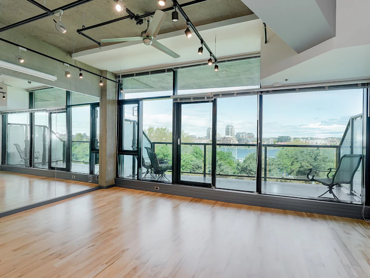 PH4-21 Erie Street, Victoria, BC, V8V 5A8 - 23
