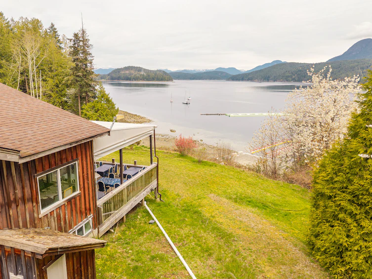 10052 Malaspina Road, Powell River, BC, V8A 0G3
