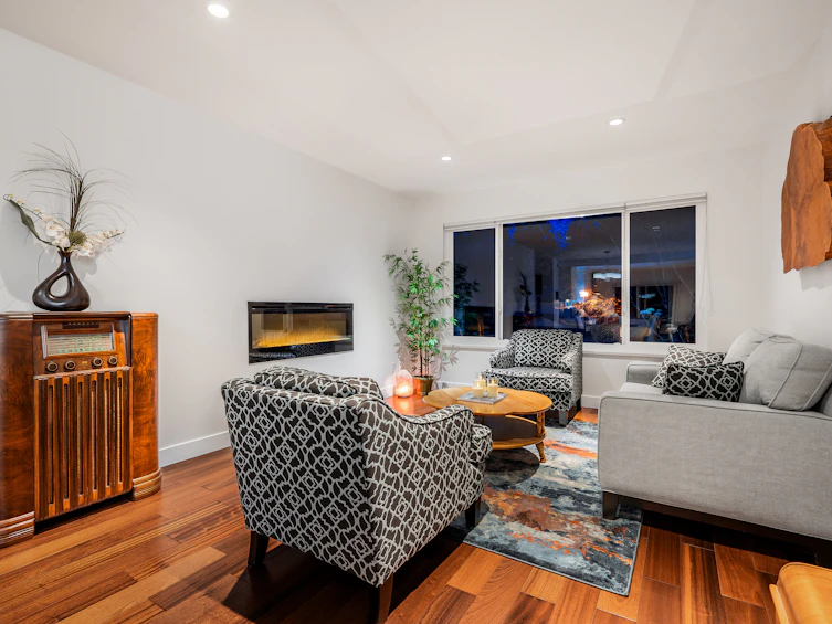3343 Manning Crescent, North Vancouver, BC, V7H 2N9 - 5