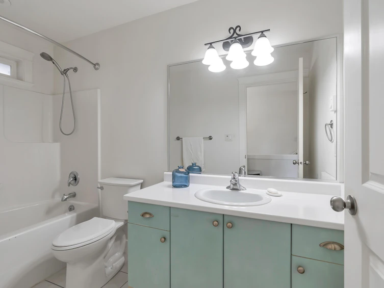 2111 Longspur Drive, Langford, BC, V9B 0E7 - 38