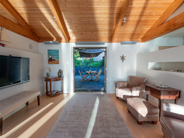 1100 Sunset Drive, Salt Spring Island, BC, V8K 1E6 - 16