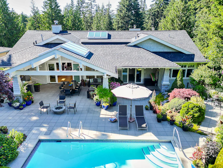 4696 Woodgreen Drive, West Vancouver, BC, V7S 2V5 - 2